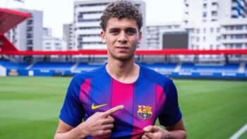 إصابة مفاجئة تبعد حمزة عبدالكريم عن برشلونة وغموض حول مدة الغياب