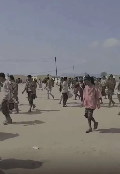 فضيحة مدوية في عدن.. جنود يسبون السعودية عشان ”البصمة بالعين” تكشف مراتبهم المزيفة!