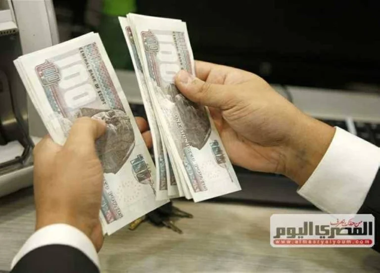 موعد صرف مرتبات شهر أبريل 2026 بعد تبكيرها.. متى تطبق زيادة الحد الأدنى للأجور بعد قرار «الحكومة»؟